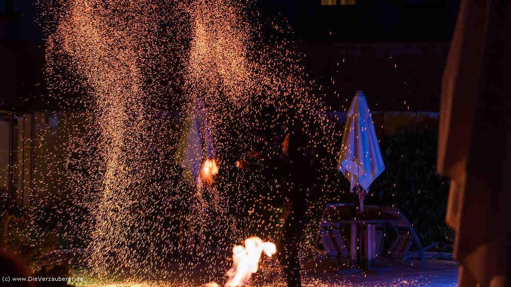 Feuerkünstler Dresden mit wunderschöner Hochzeitsfeuershow