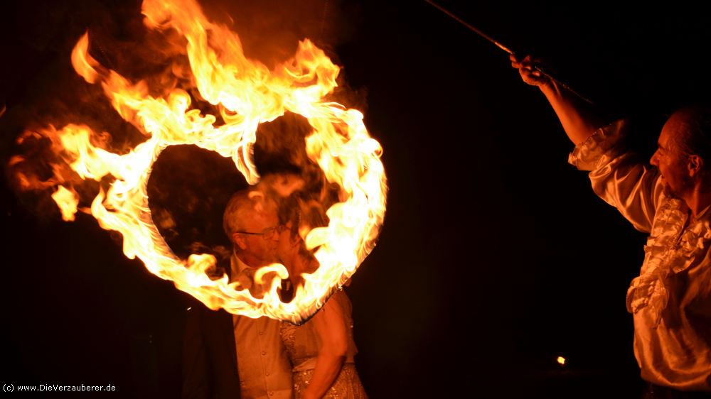 Feuershow in Altenberg als Showeinlage für Hochzeit, Geburtstag, Firmenfeier