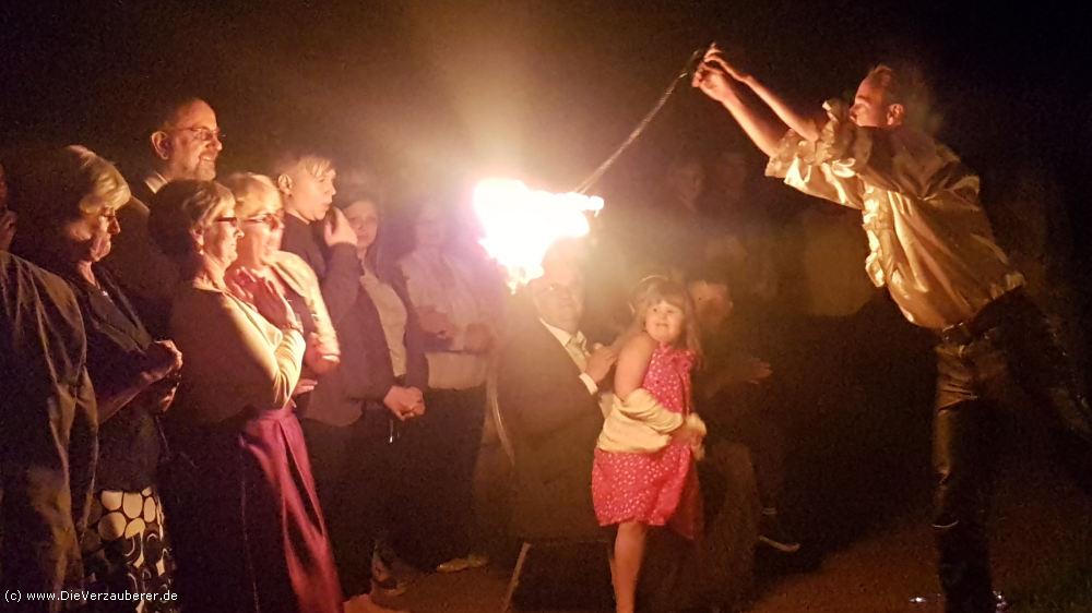 Feuershow in Altenberg als Showeinlage für Hochzeit, Geburtstag, Firmenfeier