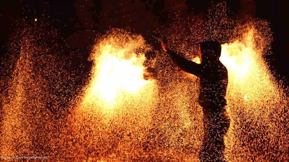 Romantisch Spektakuläre Hochzeitsfeuershow Bad Schandau