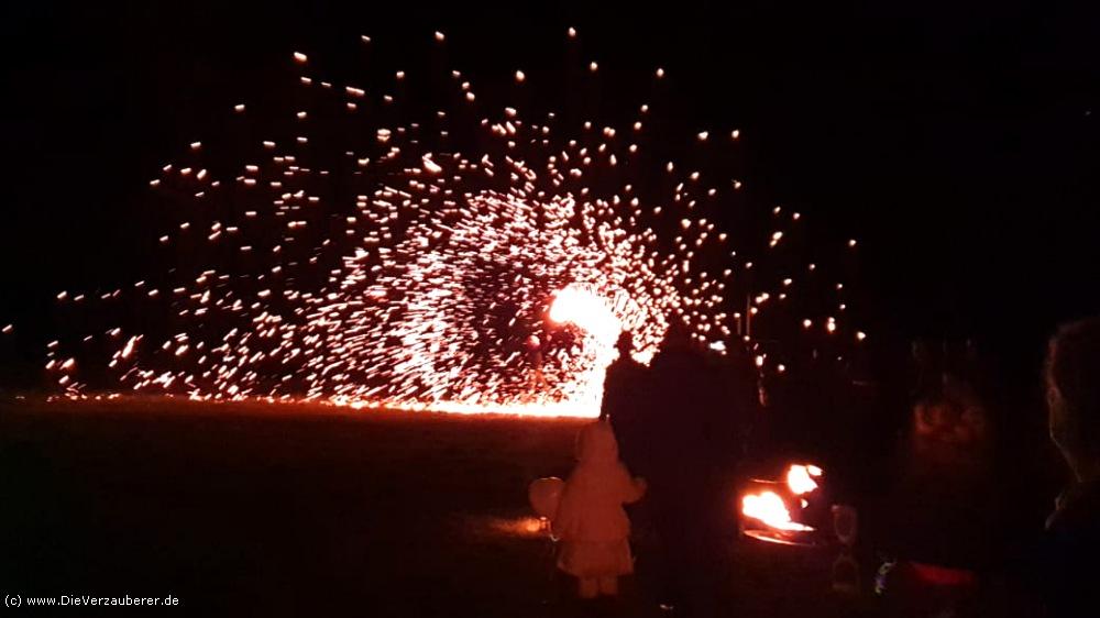 Feuertanz, Feuerschlucken, Feuerjonglage Luckau