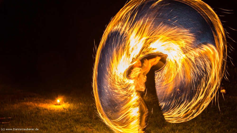 Feuershow im Schloss Reichstädt bei Dippoldiswalde für Hochzeit