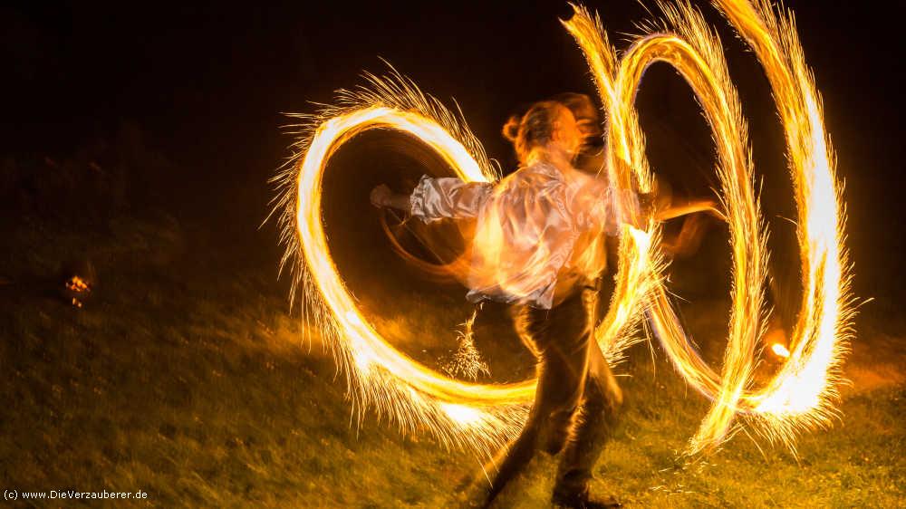 Feuershow im Schloss Reichstädt bei Dippoldiswalde für Hochzeit