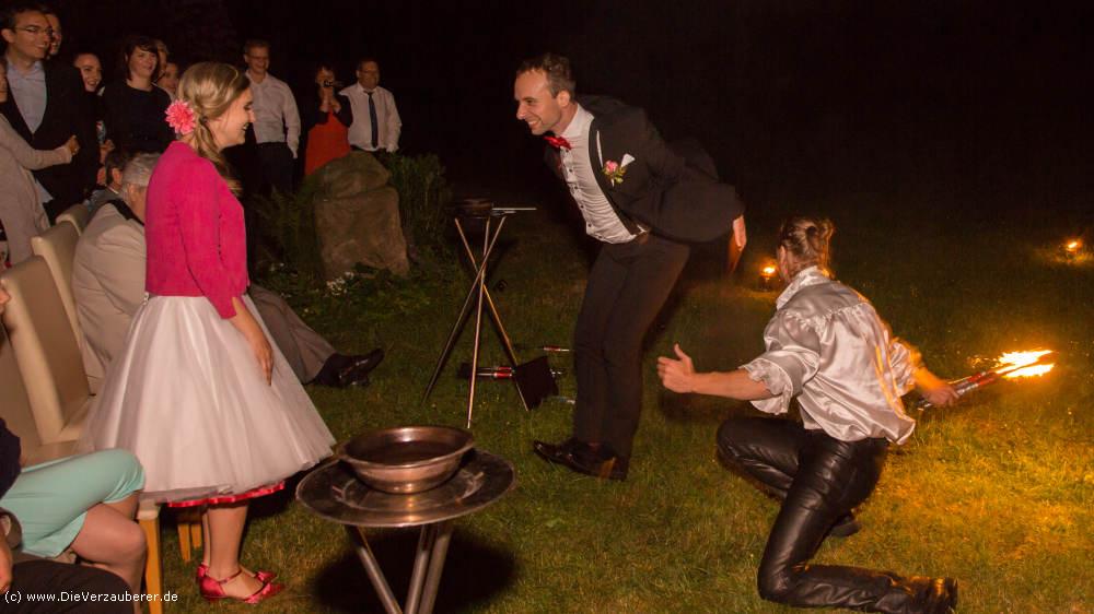 Feuershow im Schloss Reichstädt bei Dippoldiswalde für Hochzeit