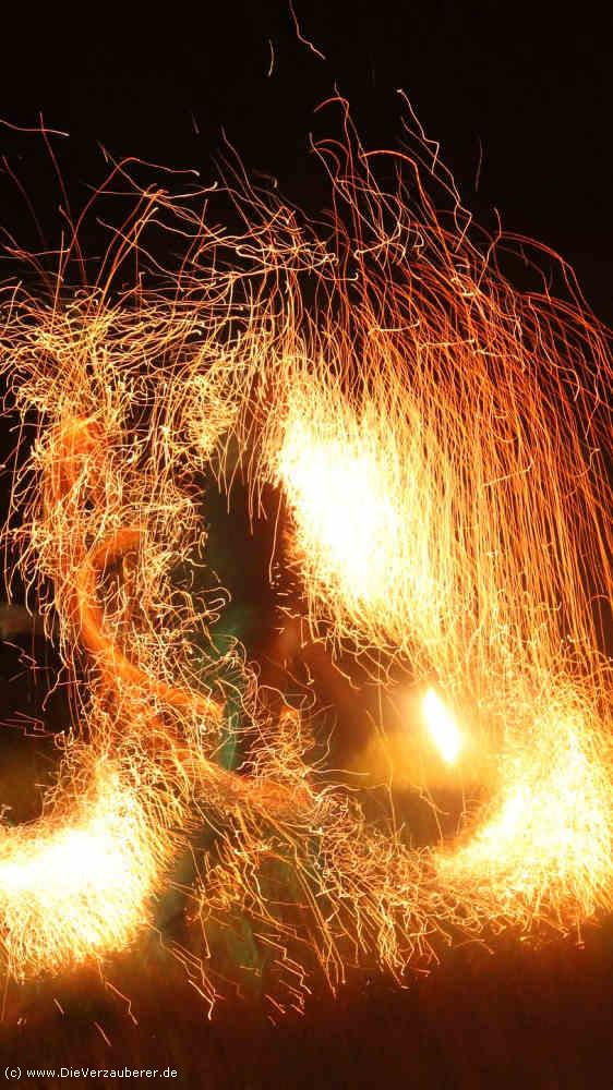 Feuershow Frankenberg als Geschenk zur Hochzeit