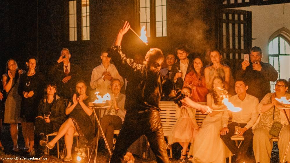 Feuershow Schaumburg Limburg Frankfurt Rheinland-Pfalz für Hochzeit