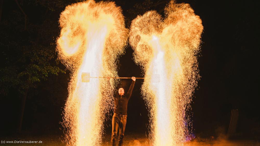 #Feuershow Freiberg | Lichtshow Feuerschlucker Feuerspucker