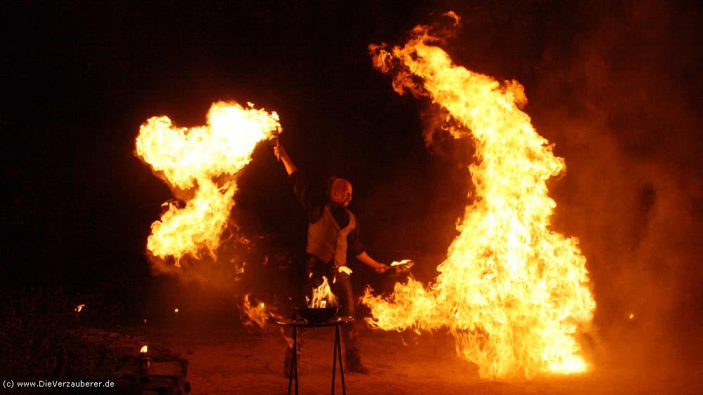 #Feuershow Hamburg | Feuerkünstler Kiel Lübeck Bremen