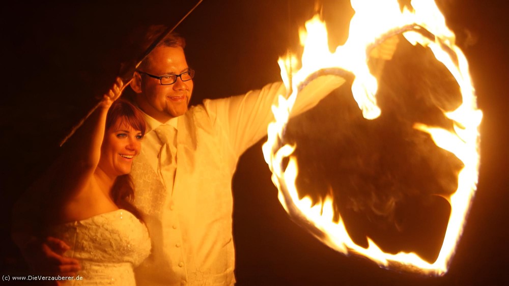 Professionelle Feuershow für Hochzeit, Geburtstag, Betriebsfeier