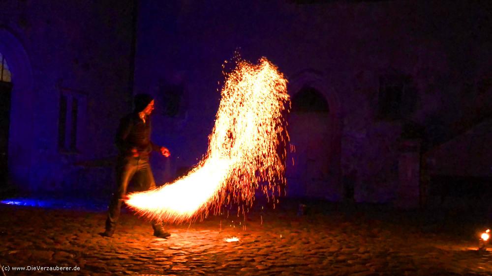 Feuerkünstler für Hochzeit, Geburtstag & Firmenfest