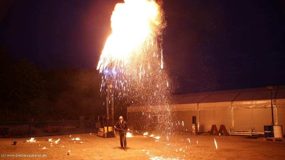 Feuerspucker Leipzig für Weihnachtsfeier der Firma