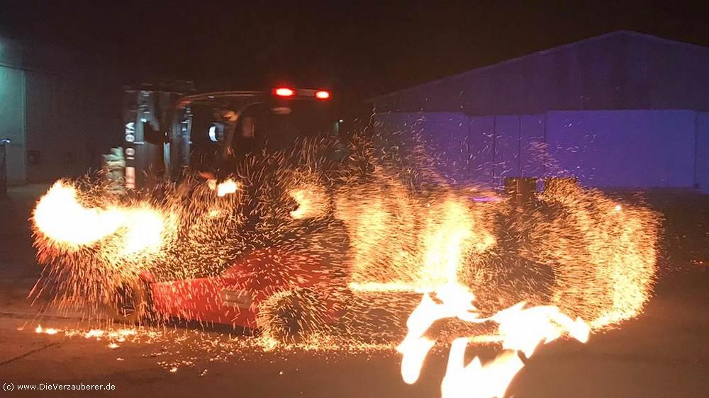 Feuerspucker Leipzig für Weihnachtsfeier der Firma