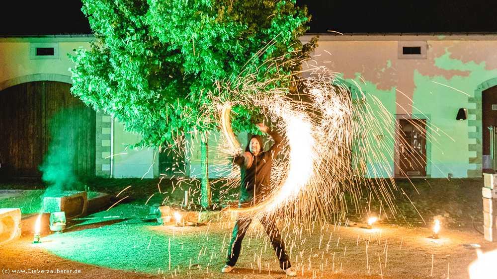 Feuershow Pirna als Höhepunkt, Überraschung & Geschenk