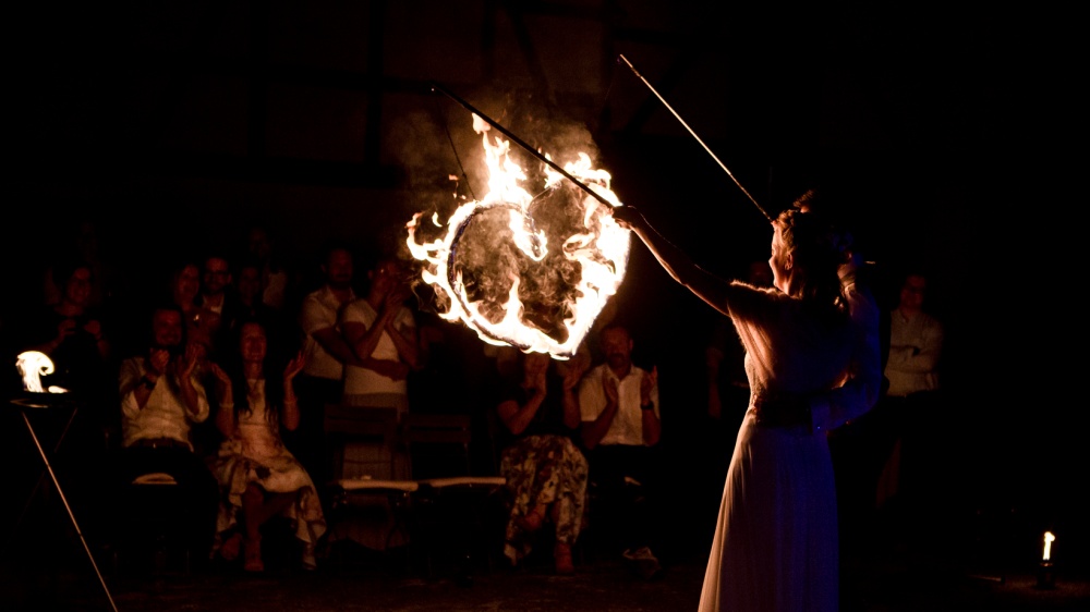 Wunderschöne Hochzeitsshow, Mega Flammen & brennendes Herz