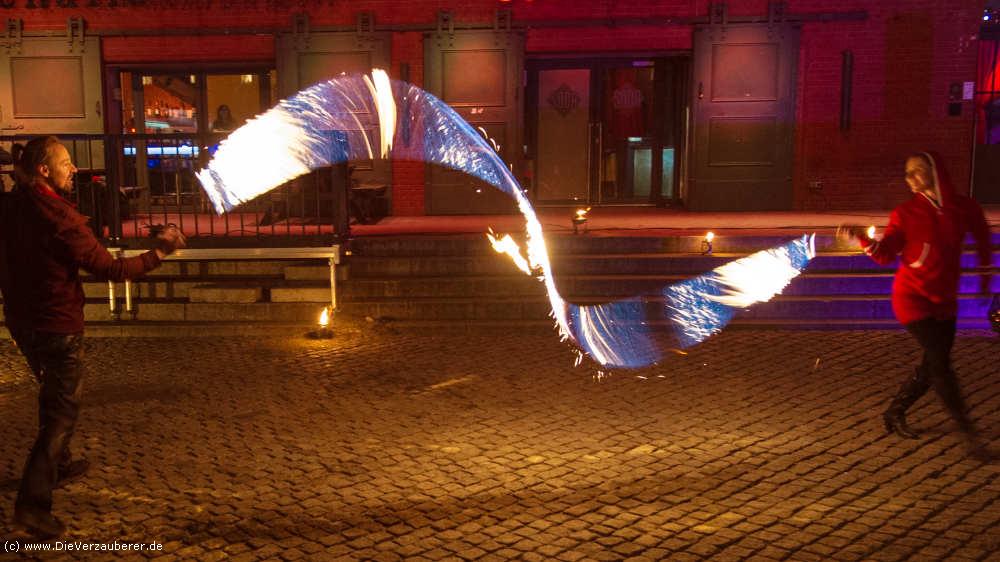Feuershow als Highlight für Abschiedsfeier Kulturbrauerei Berlin