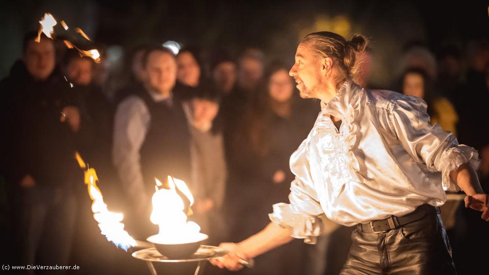 Künstler für Weihnachtsfeier als Highlight Unterhaltung Showact